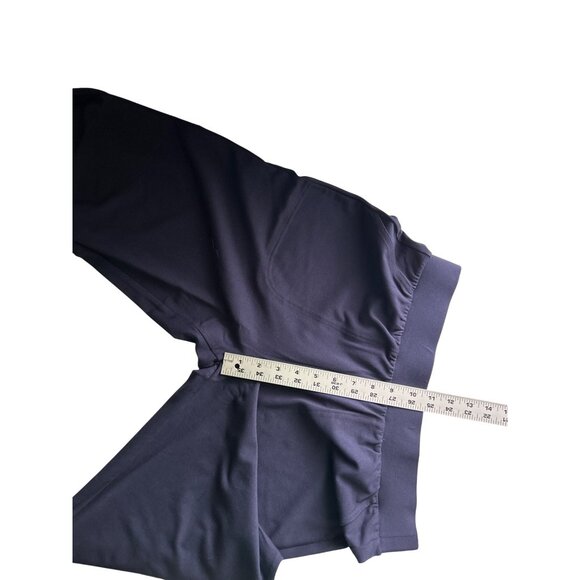 Croft & Barrow Navy Blue Skimmer Shorts S Mid Rise Straight Through Hip & Thigh - Picture 8 of 9